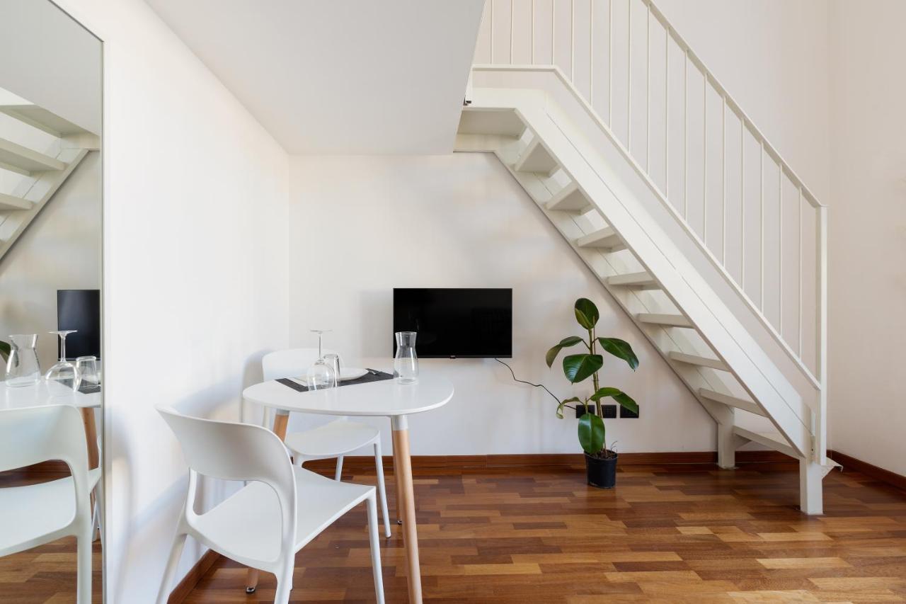דירות Central Studio Apts Milano-Corso Magenta מראה חיצוני תמונה
