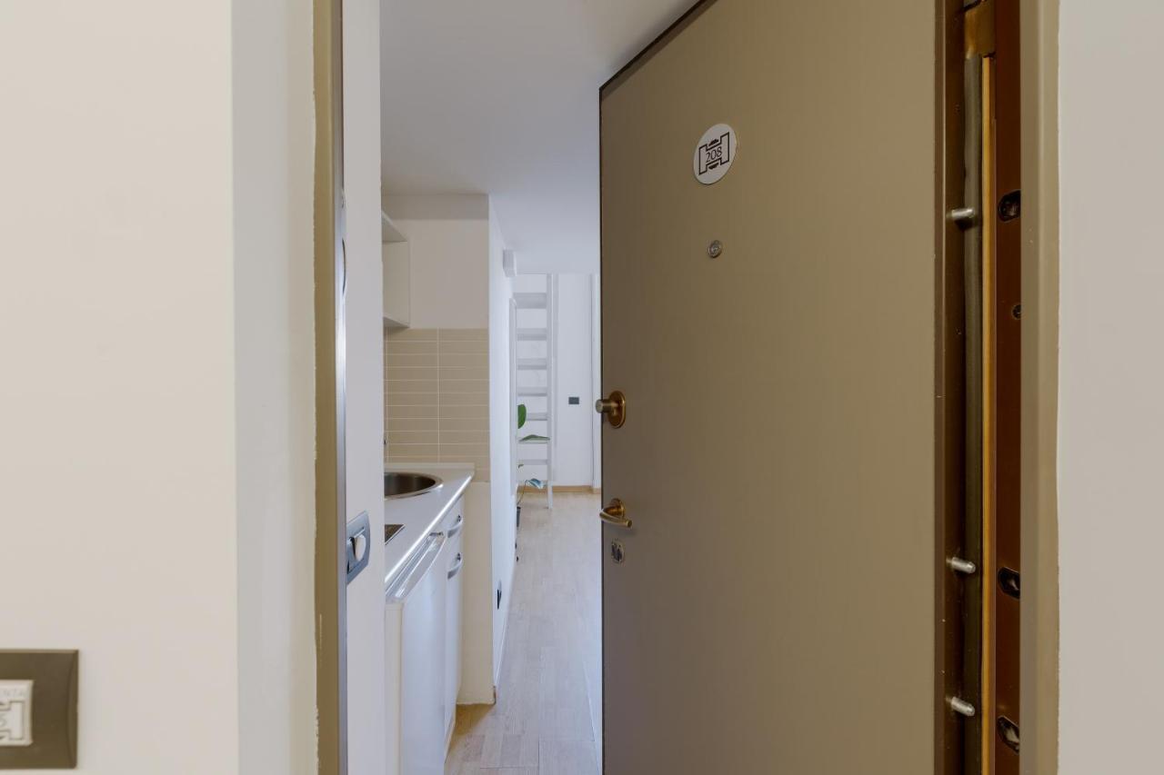 דירות Central Studio Apts Milano-Corso Magenta מראה חיצוני תמונה