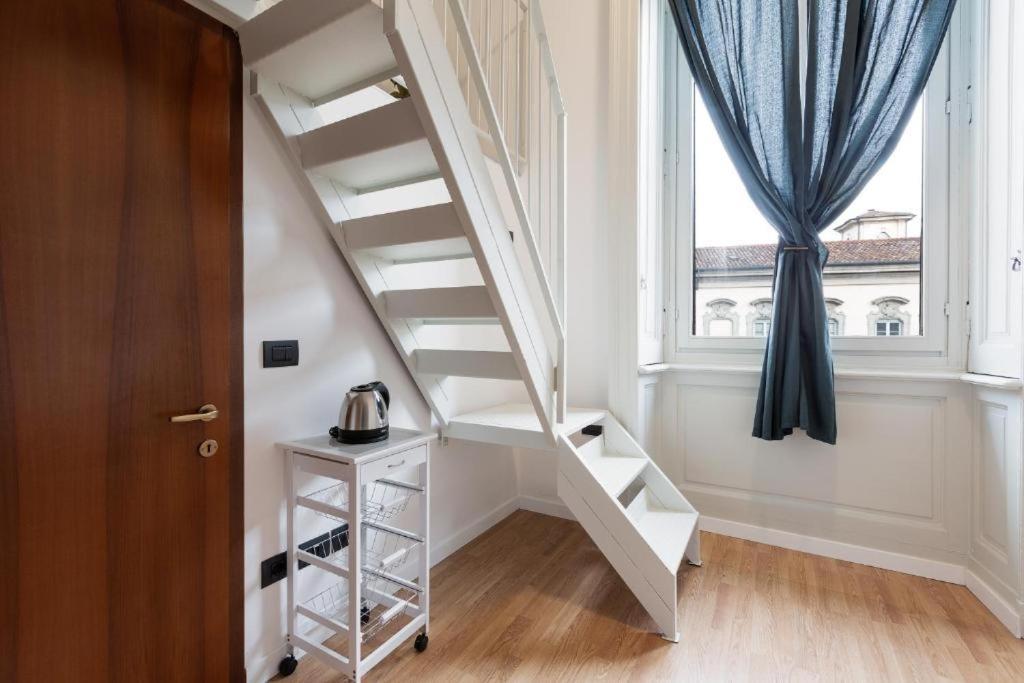 דירות Central Studio Apts Milano-Corso Magenta מראה חיצוני תמונה